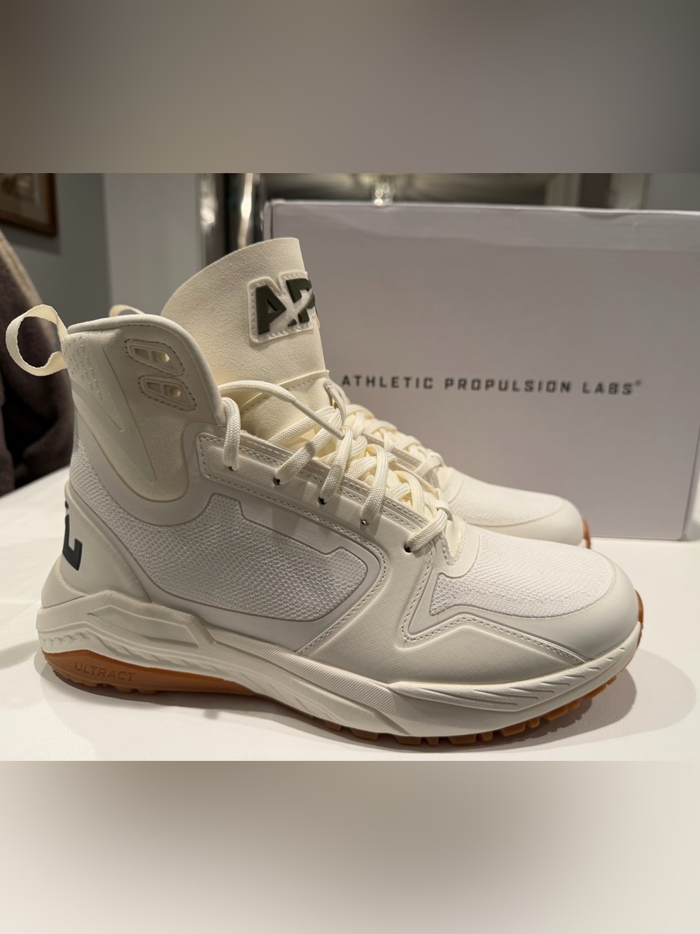 NEW IN BOX APL TechLoom Defender High Top Sneakers Tan Ivory Gum Women’s 9.5